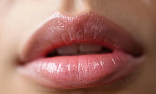 Micropigmentação Labial Aumenta os Lábios